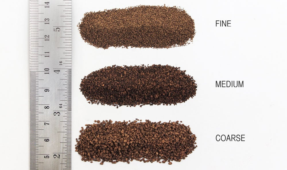 B78 Dark Brown Medium Ballast Bag