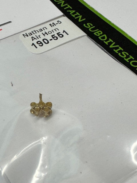 190-551 Nathan M-5 Horn 1/pkg