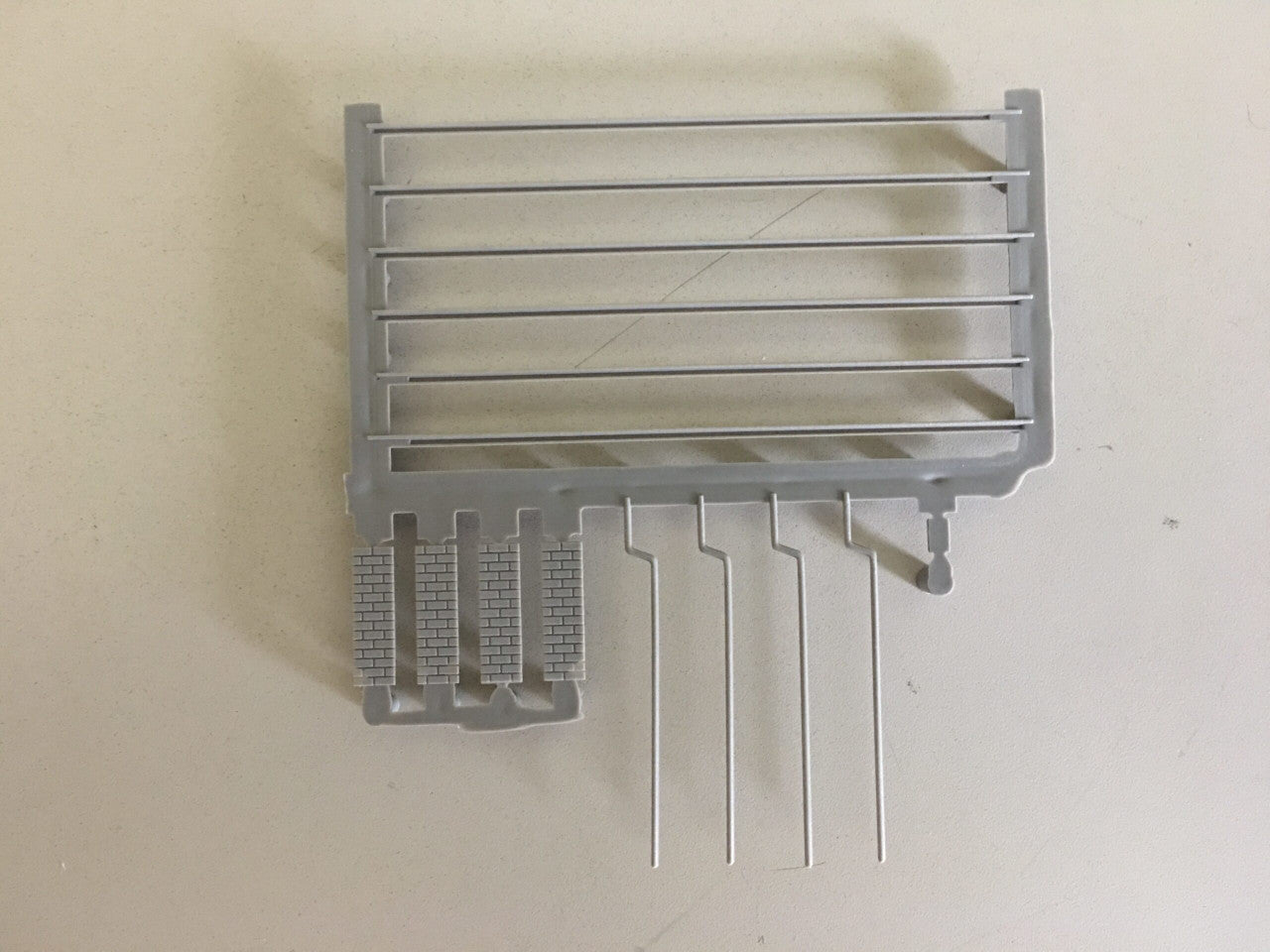 3001 HO Downspouts, Gutters, Chimney & Meter