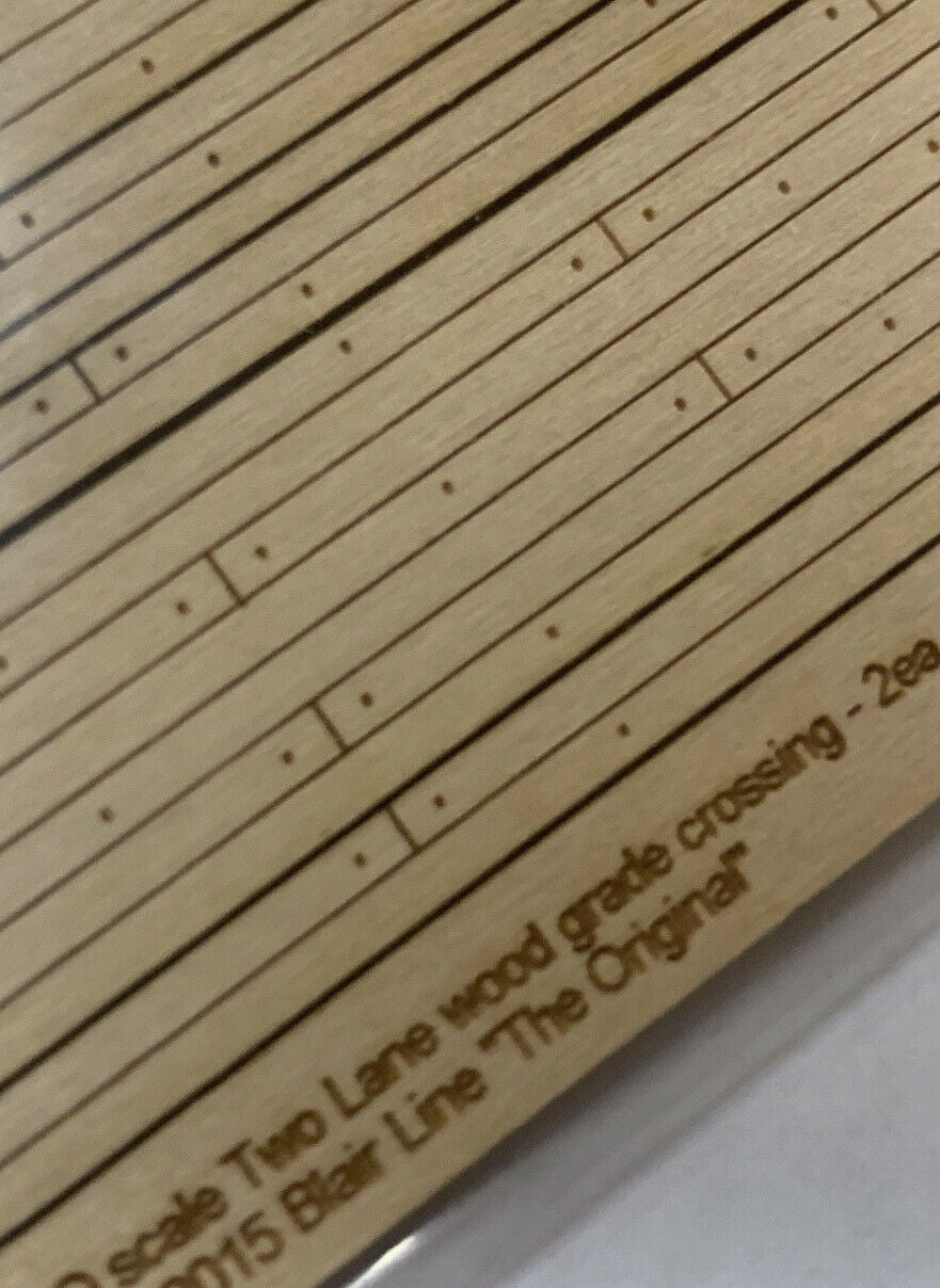 165 HO Laser-cut 2-lane Wood Grade Crossing