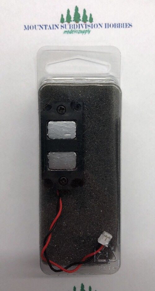 691-1291 Speaker and enclosure with 2 sugar cubes wire plug