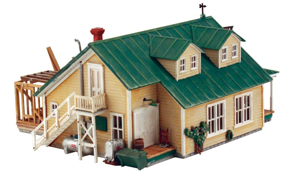 Woody's Country Mart - HO Scale Kit
