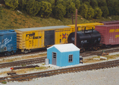 5 HO Small Yard Utility / Office Building