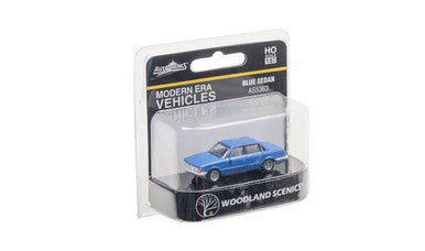 JP5363 Blue Sedan - HO Scale | Just Plug