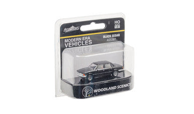 JP5367 Black Sedan  - HO Scale | Just Plug