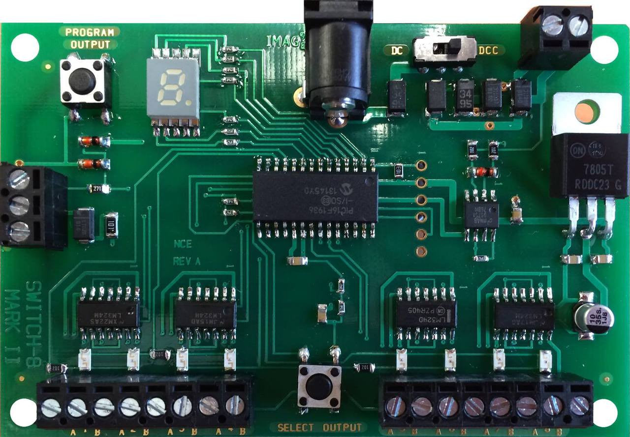 151 DCC SWITCH-8 Mk2 Slow Motion for 8 Switch Machines (Accessory Decoder)