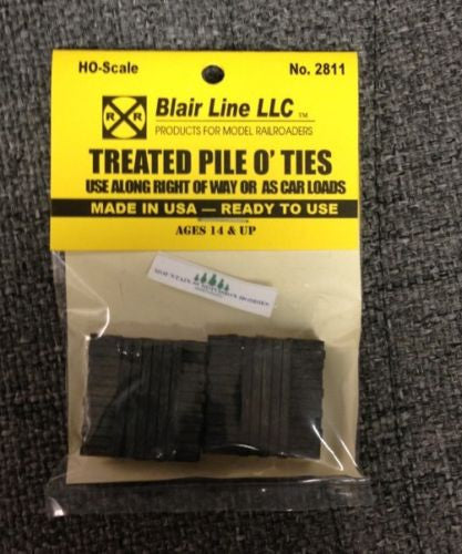 2811 HO Pile of Ties Treated - assembled