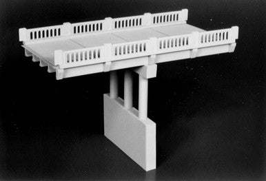 102 HO Early 50′ Highway Overpass w/Pier