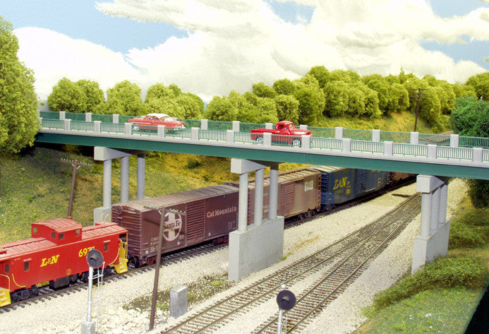 HO Wrought Iron 150′ Highway Overpass w/piers