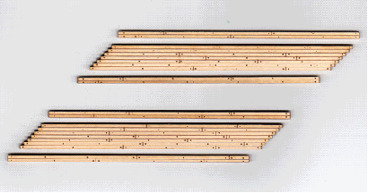 134 HO Laser-cut 2-lane angled (right) Wood Grade Crossing