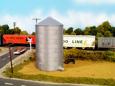 628-0305 HO Corrugated 40′ Grain Bin
