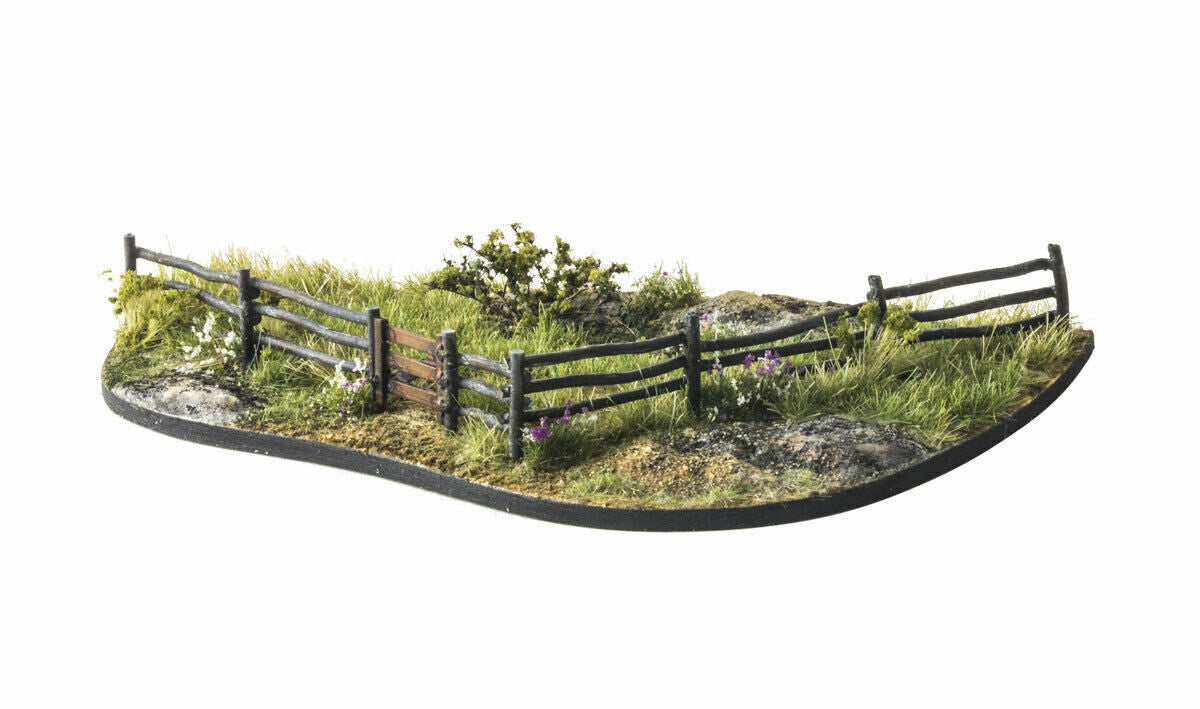 Woodland Scenics A2981 HO Log Fence 2 Gates, 6 fence 26.4"