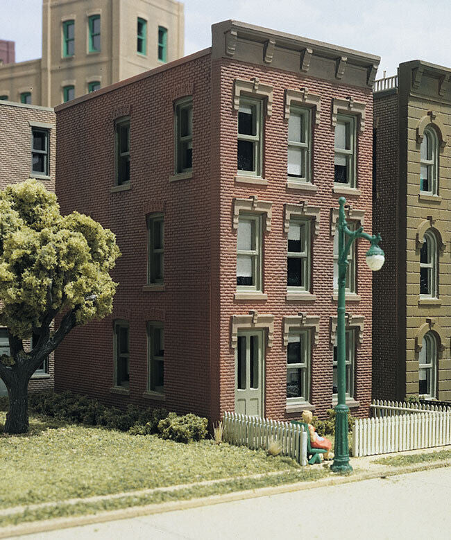 DPM 10900 - HO Building Kit - Townhouse #1