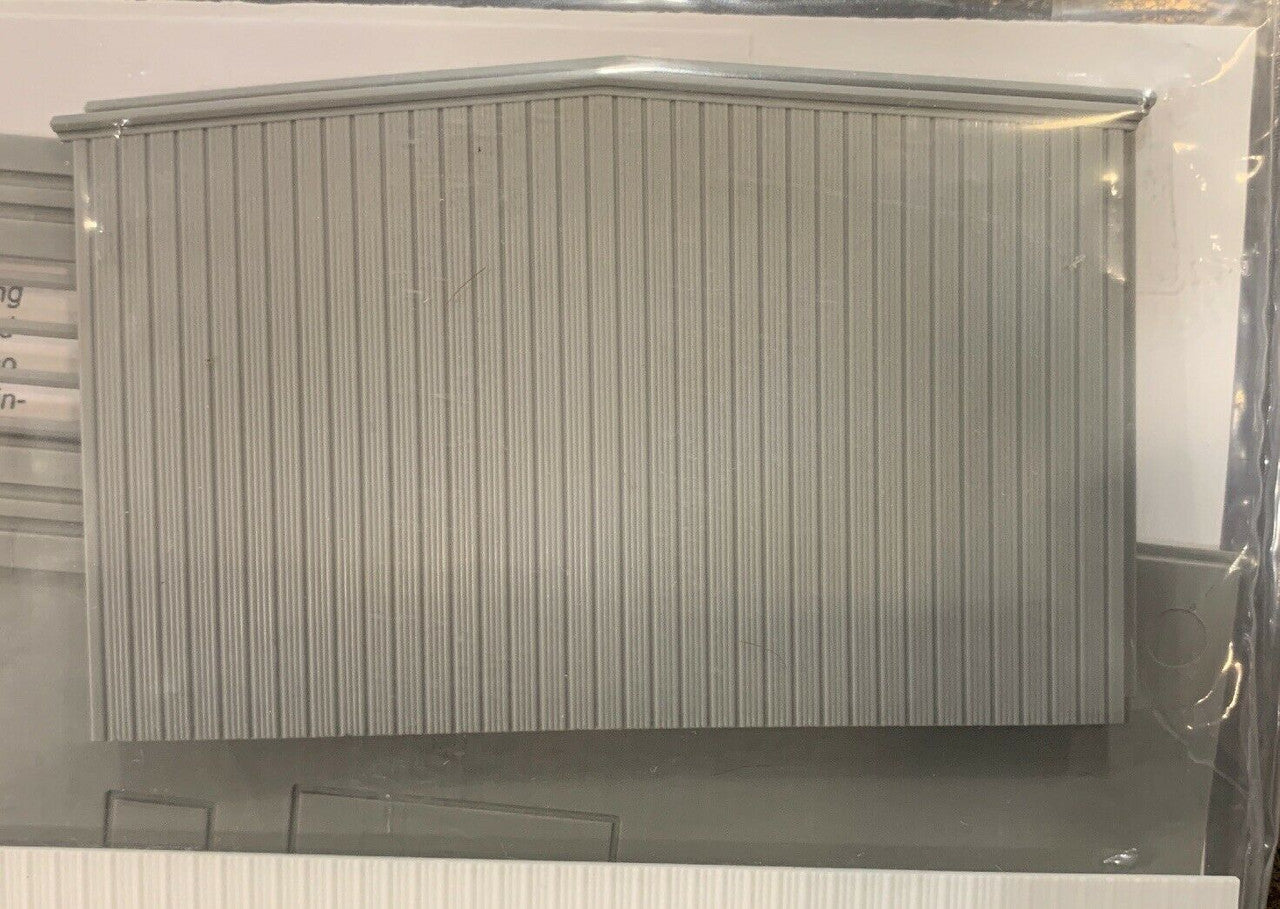 4 HO Pre-Fab Warehouse (kit)