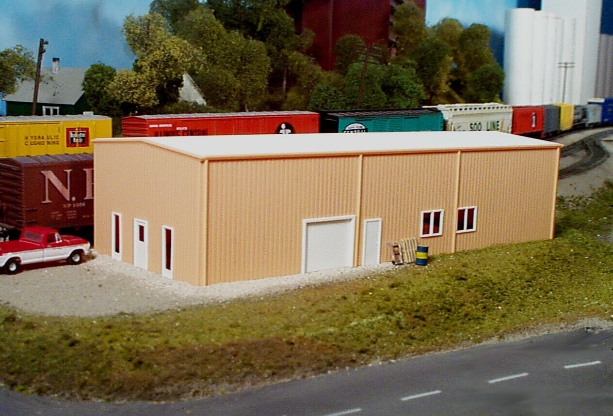 4 HO Pre-Fab Warehouse (kit)